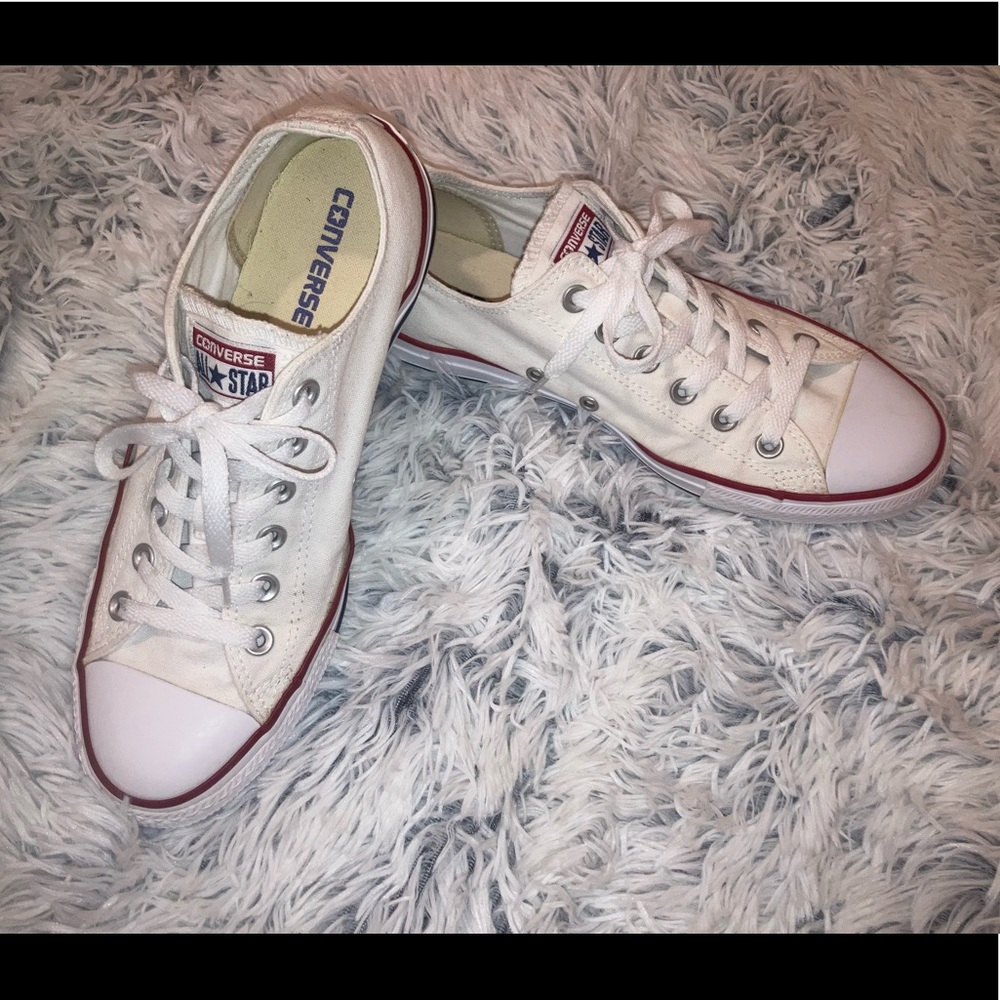 🛹Converse 10 White Low Top All-Star Shoes🛹